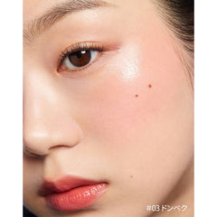 Sensual Lip and Cheek