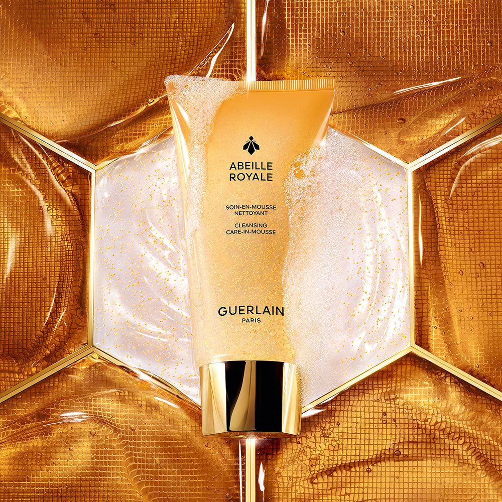 Abeille Royale Cleansing Care in Mousse