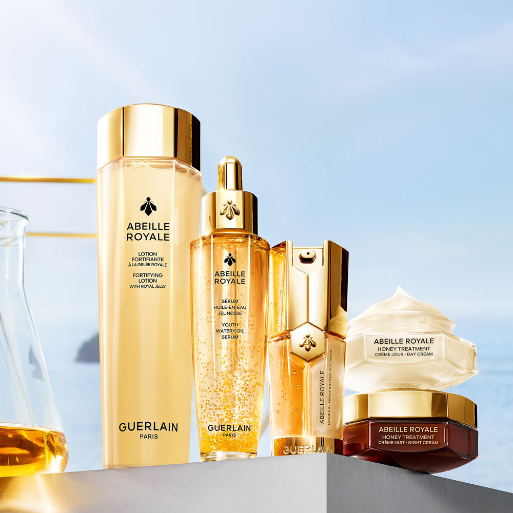 Abeille Royale Cleansing Care in Mousse